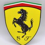 Dekorácia na tortu/magnetka logo - Ferrari
