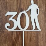 číslo 30 + postava muža /natur/