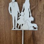 Svadobný pár + dievčatko + pes