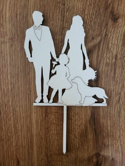 Svadobný pár + dievčatko + pes