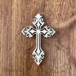 Dekorácia na tortu/zápich – drevený krížik