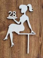 Zápich na tortu-sediaca žena/dievča číslo 28