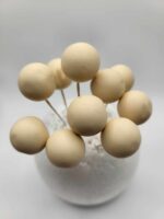 Dekorácia – Béžové guličky 02