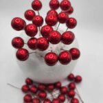 Dekorácia – Červené mini guličky 02