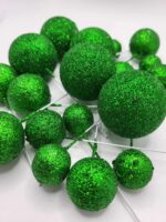 Dekorácia – Zelené guličky 01 – Obrázok 3