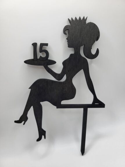 Zápich na tortu - sediaca žena/dievča číslo 15 + korunka /čierna/