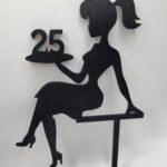 Zápich na tortu - sediaca žena/dievča číslo 25 /čierna/