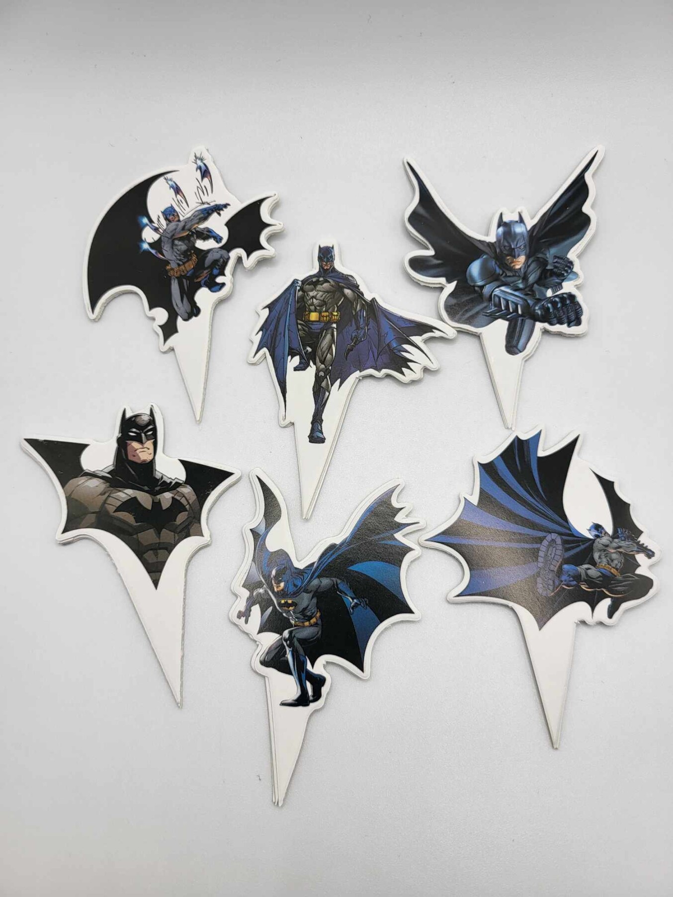a945a4fc-1a1a-43e1-a258-97b9e40f9381-scaled-1.jpg Zápich do cupcakes - Batman – Obrázok 1