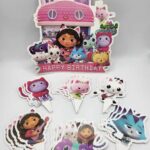 pap.zápich na tortu -Happy Birthday – Gabby´s Dollhouse 01