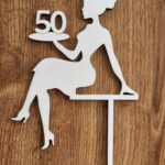 Zápich na tortu - sediaca žena/dievča + číslo 50