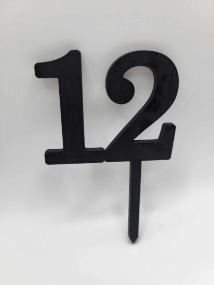 číslo 12 /old/čierna/