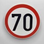 Dopravná značka – 70 prikázaná rýchlosť