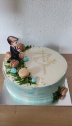 Dekorácia na tortu/magnetka prijímanie – modliaci sa chlapček + kalich + biblia 02 – Obrázok 2